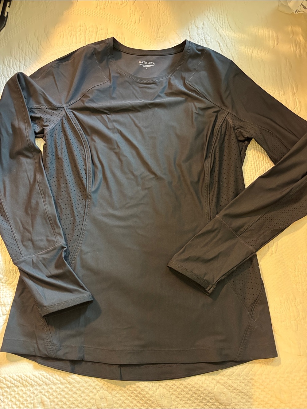 Athleta Black Long-Sleeve Performance Tee
